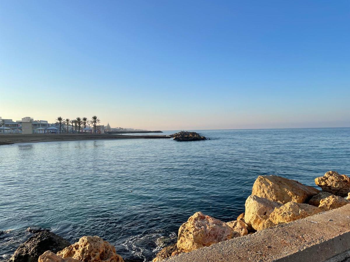Hotel Breezot Yam Nahariya Esterno foto
