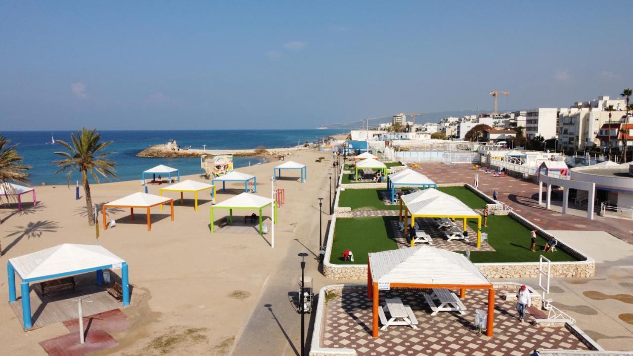 Hotel Breezot Yam Nahariya Esterno foto