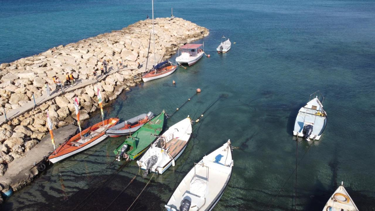 Hotel Breezot Yam Nahariya Esterno foto