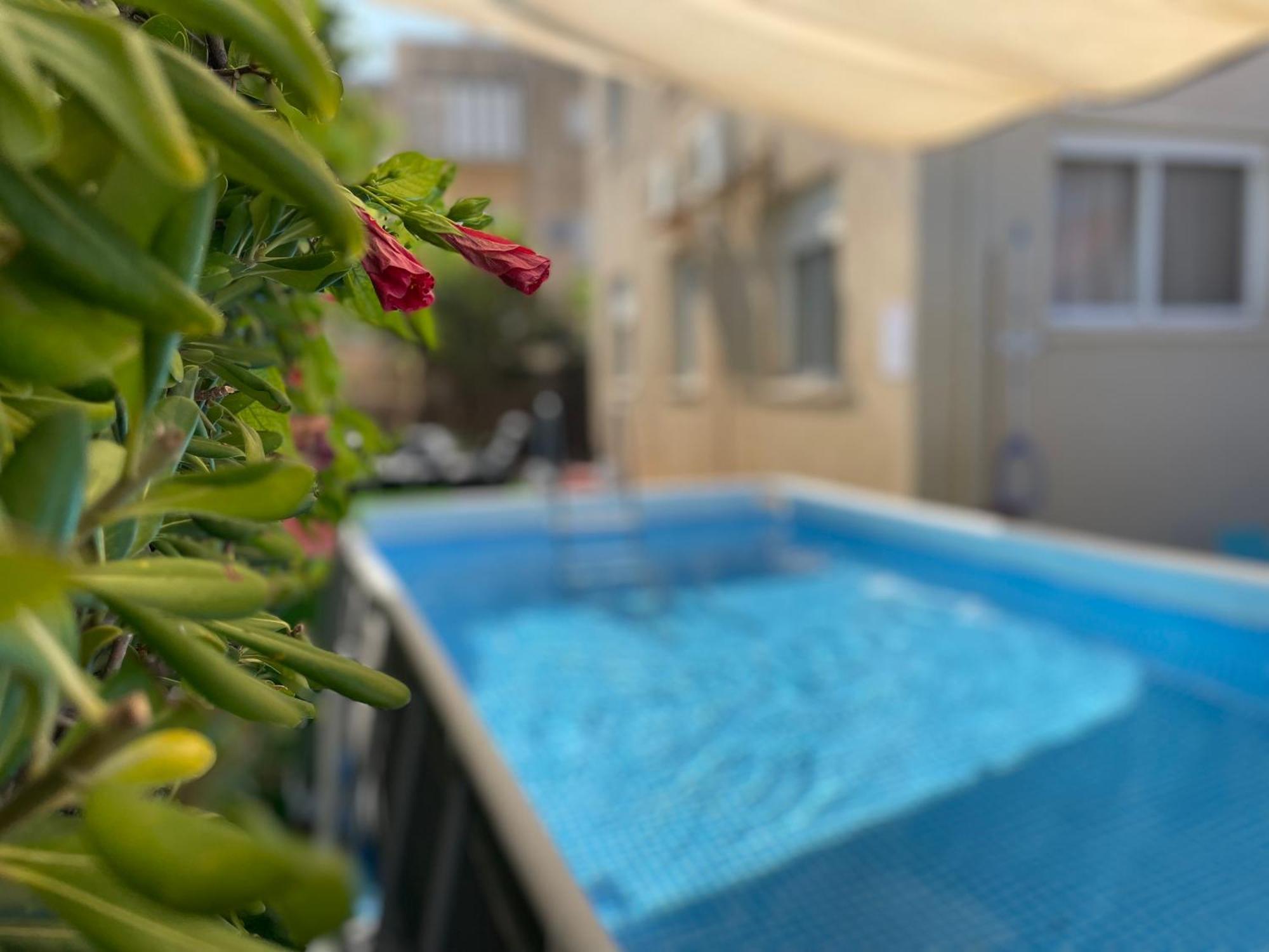 Hotel Breezot Yam Nahariya Esterno foto