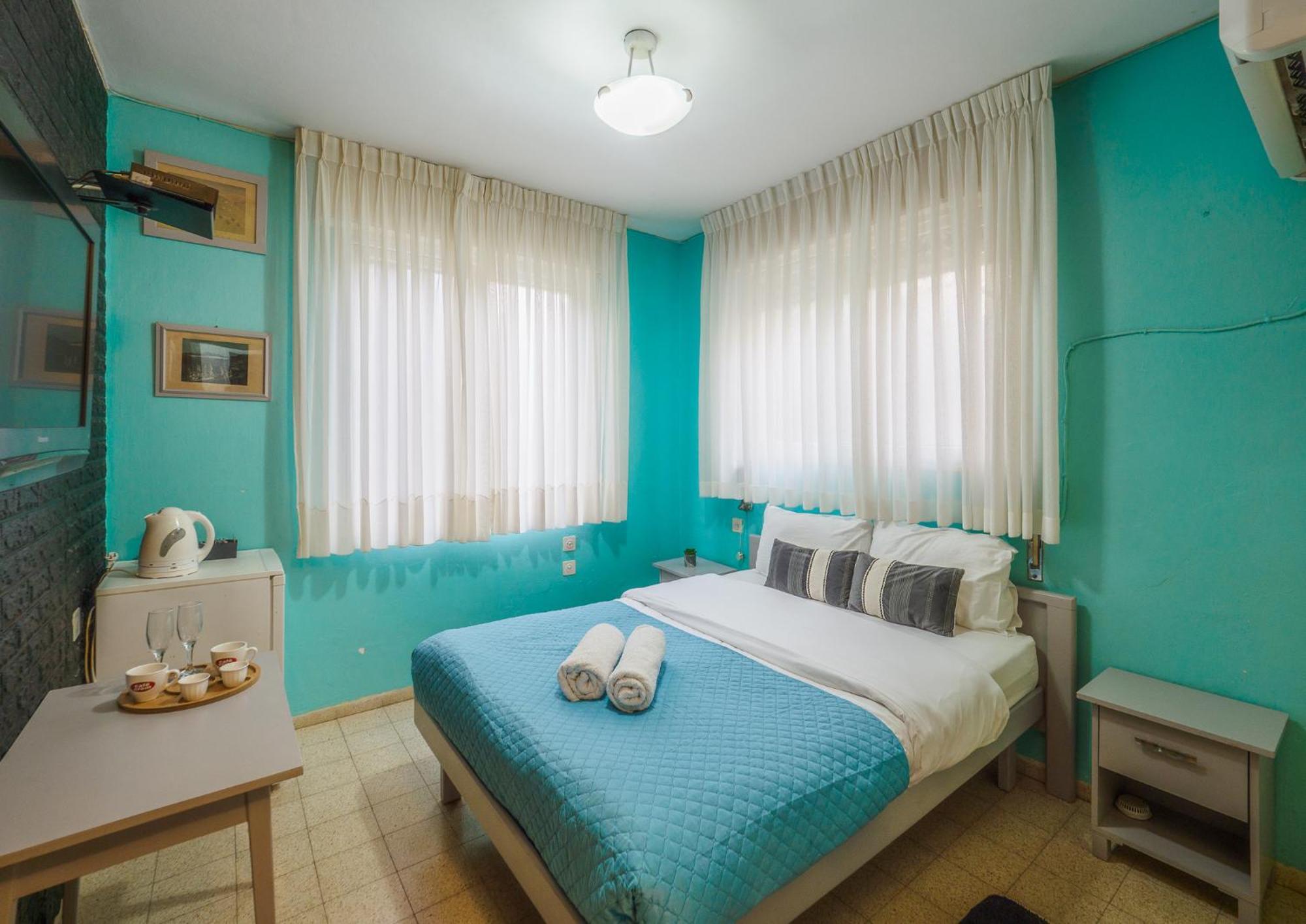 Hotel Breezot Yam Nahariya Esterno foto